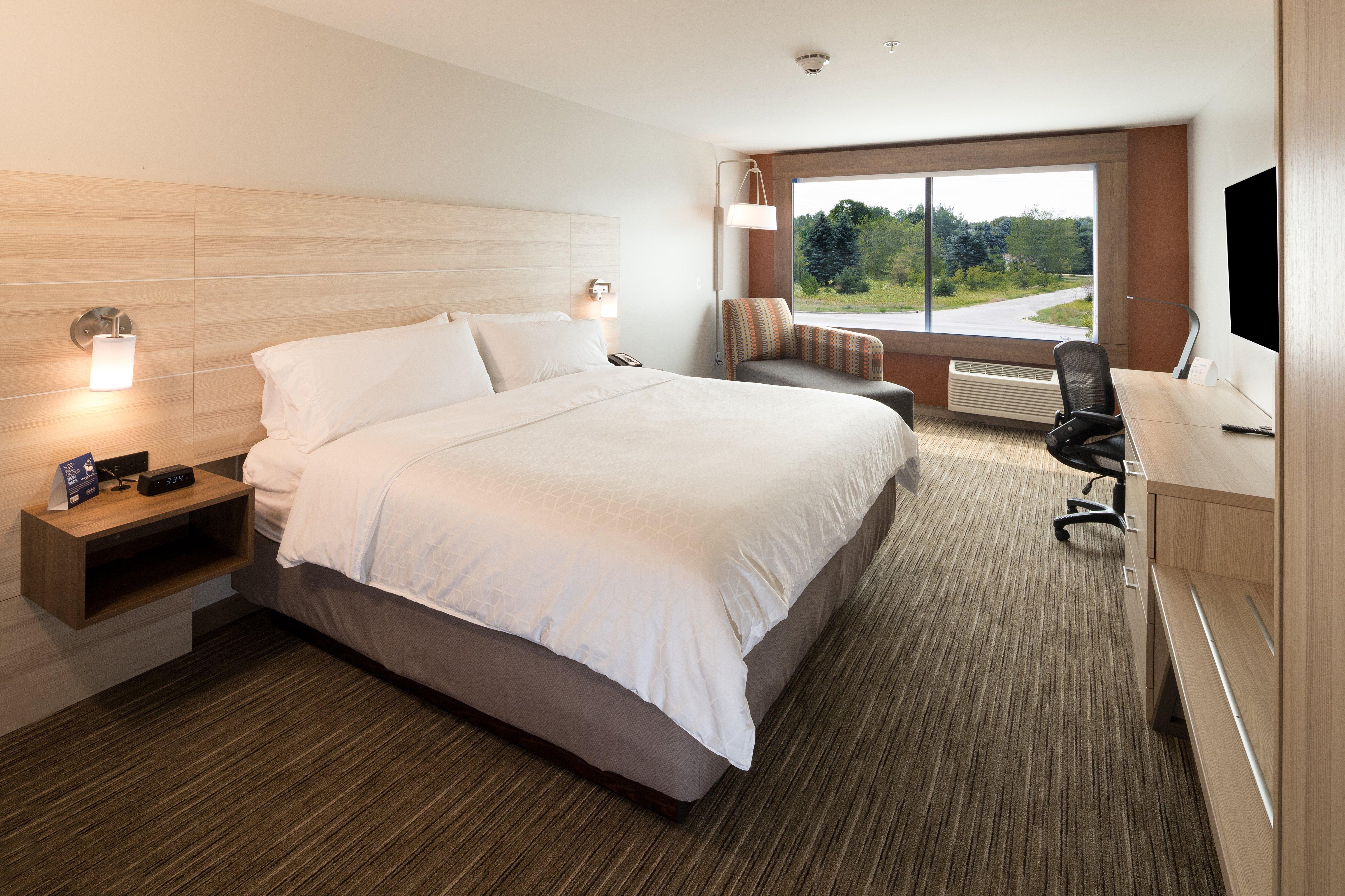 Holiday Inn Express Hotel & Suites Bay City By Ihg Exterior photo