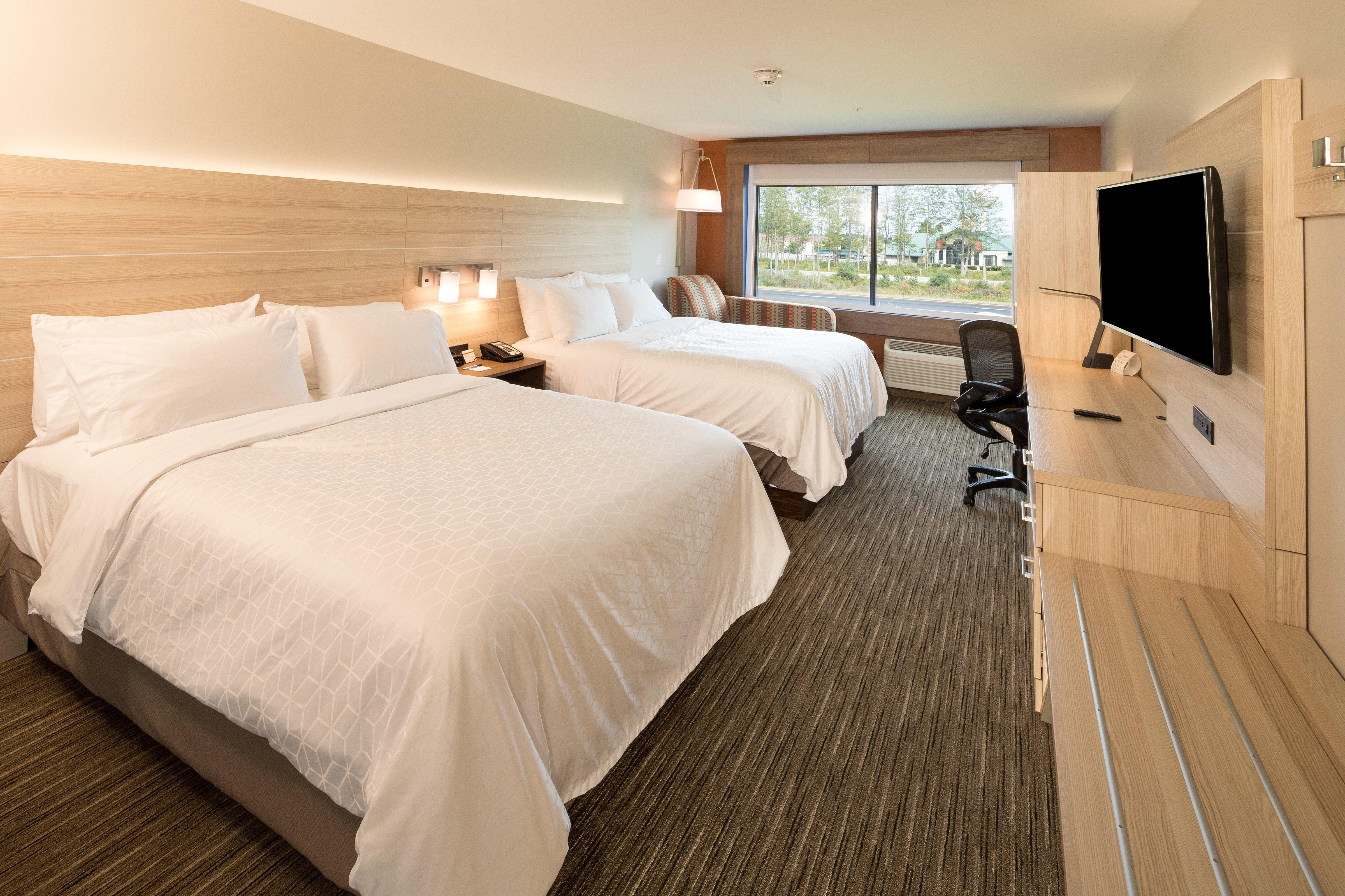 Holiday Inn Express Hotel & Suites Bay City By Ihg Exterior photo