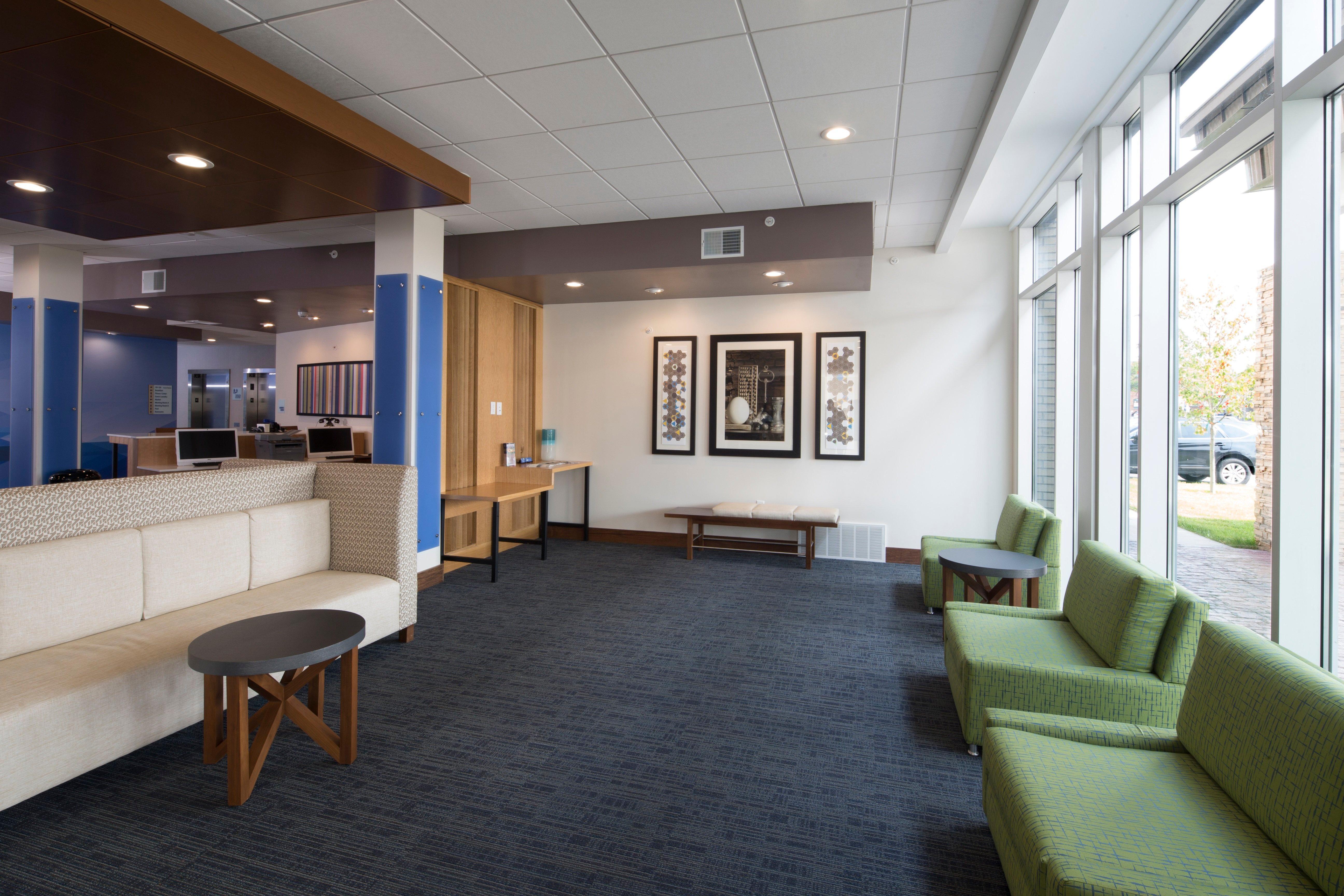 Holiday Inn Express Hotel & Suites Bay City By Ihg Exterior photo