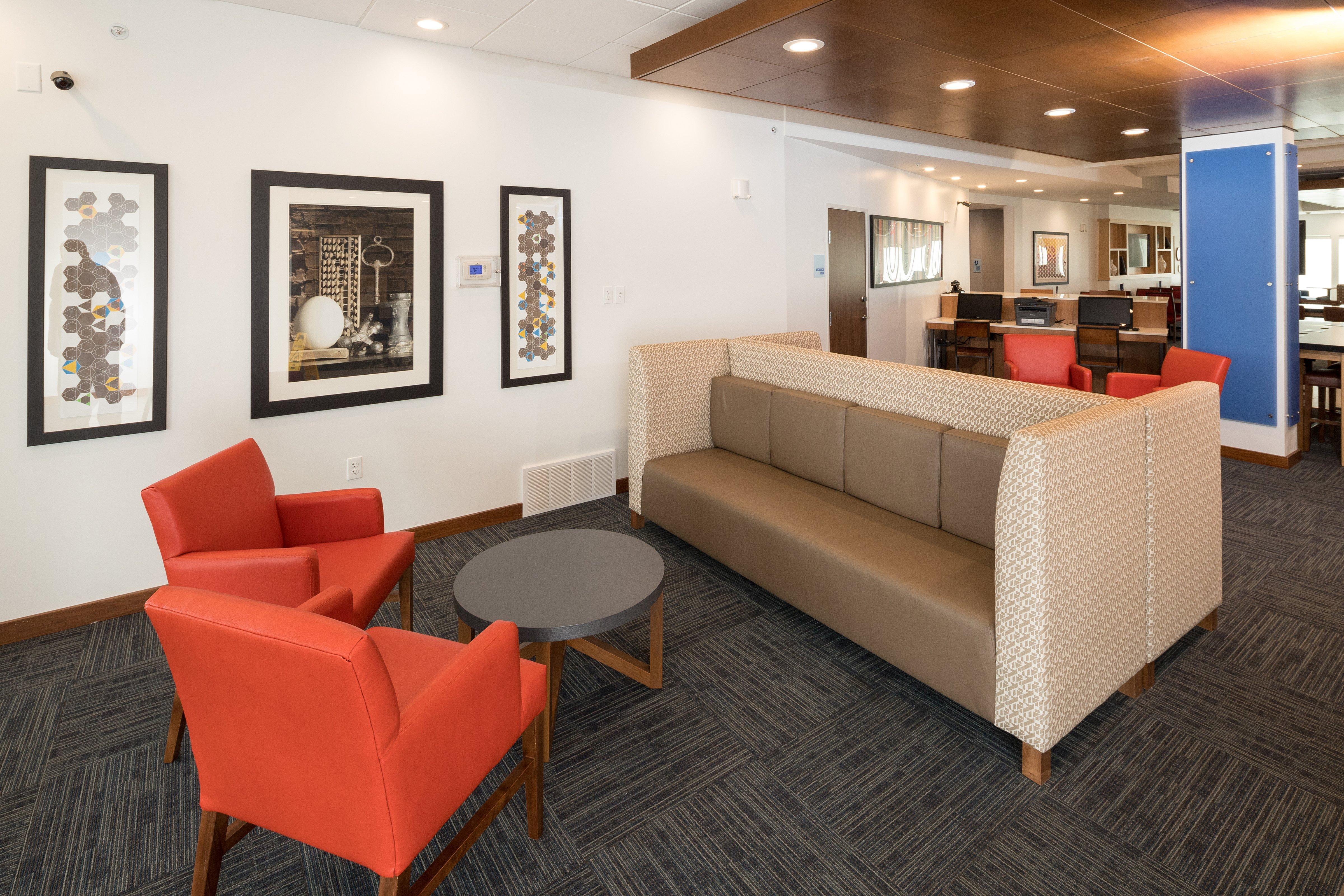 Holiday Inn Express Hotel & Suites Bay City By Ihg Exterior photo